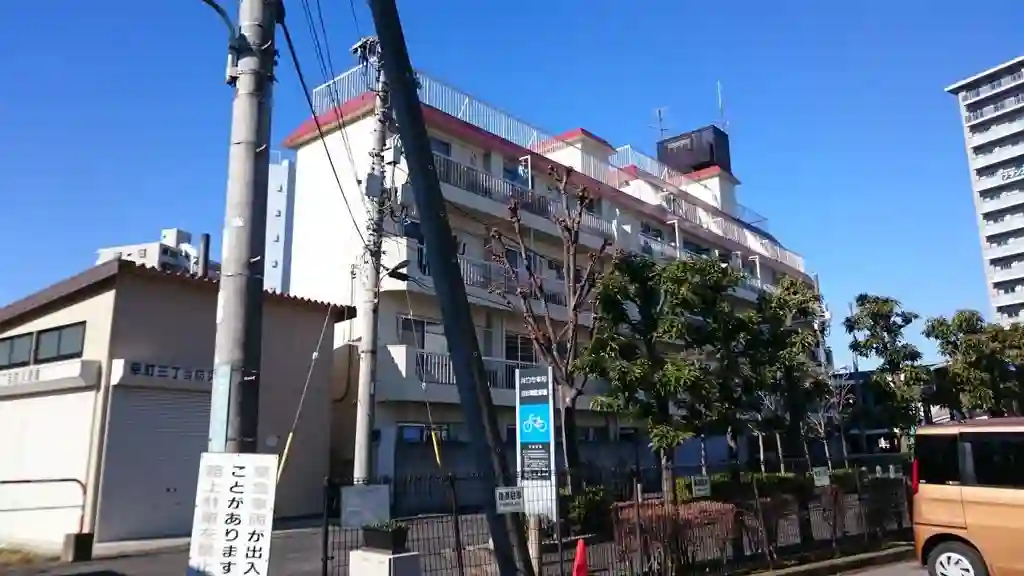 幸クイーンコーポ 外観