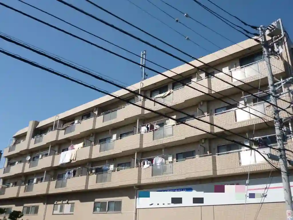 プラザEM 外観