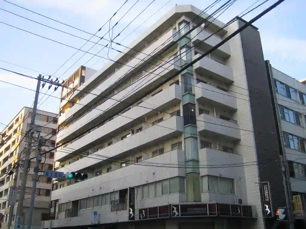 コルニッシュ横浜 外観
