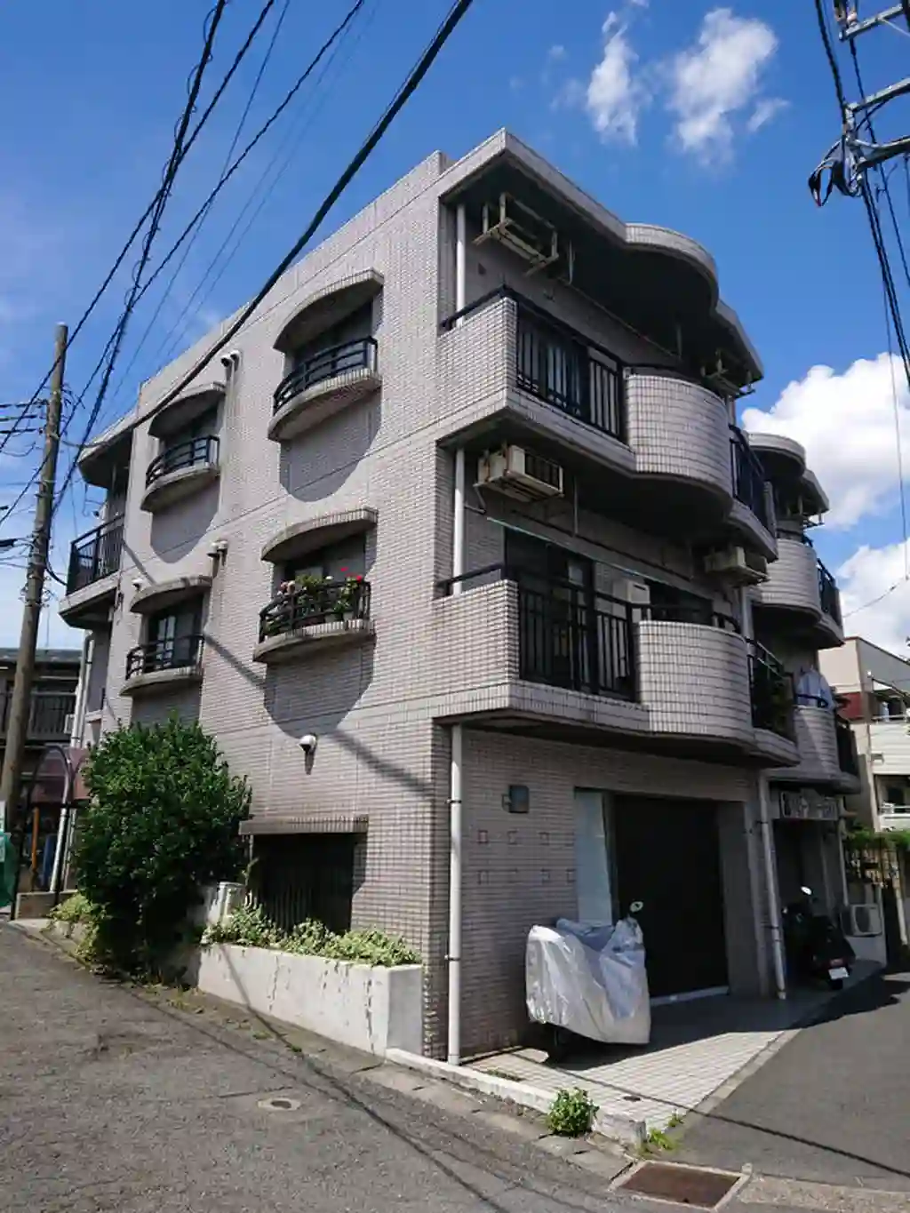 真和瀬谷ビル2 外観