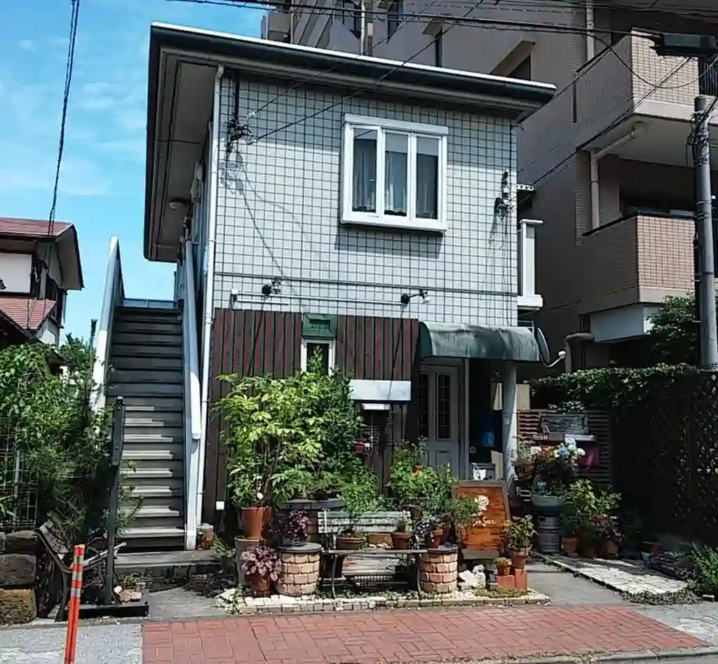 メスティー 外観