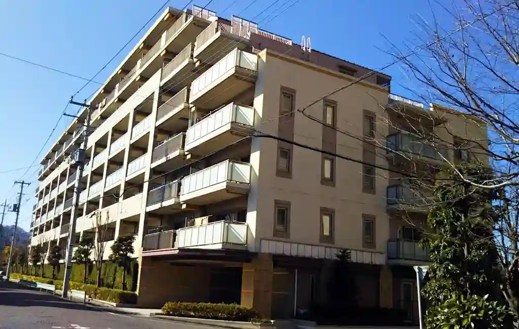 ポレスター高尾 外観