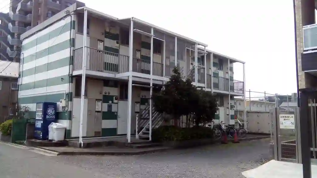 レオパレスESTEDOS 外観