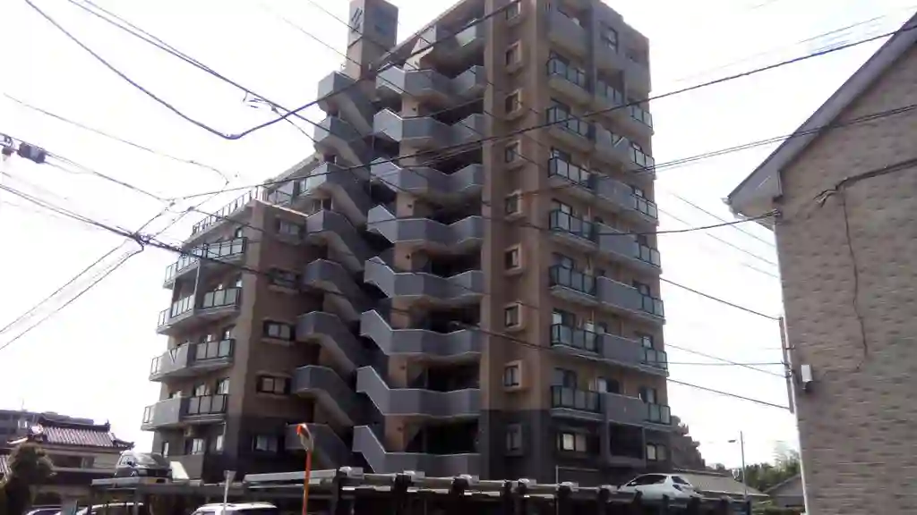 ロアーブル・ガーデン橋本 外観