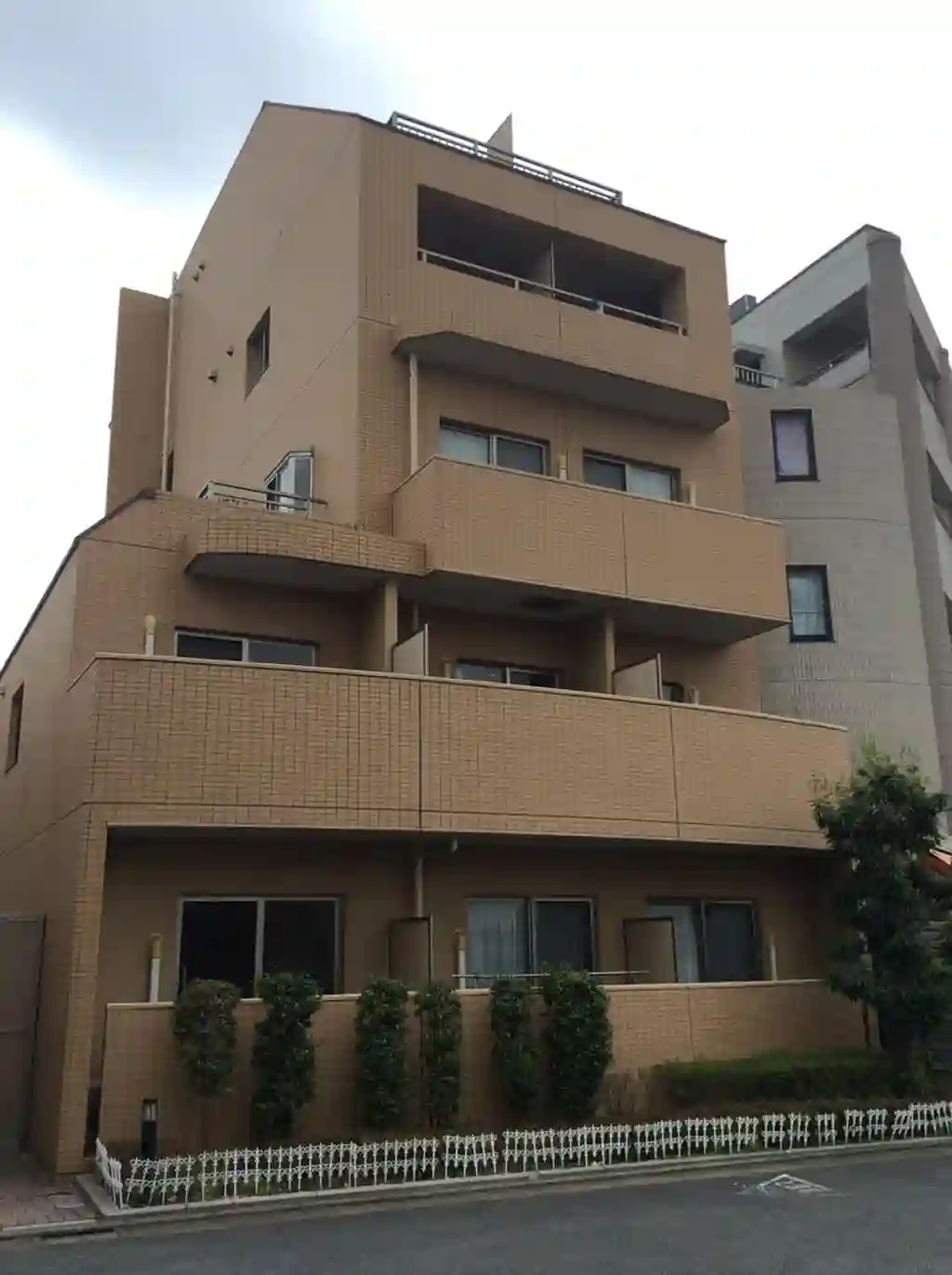 フェリース五本木 外観