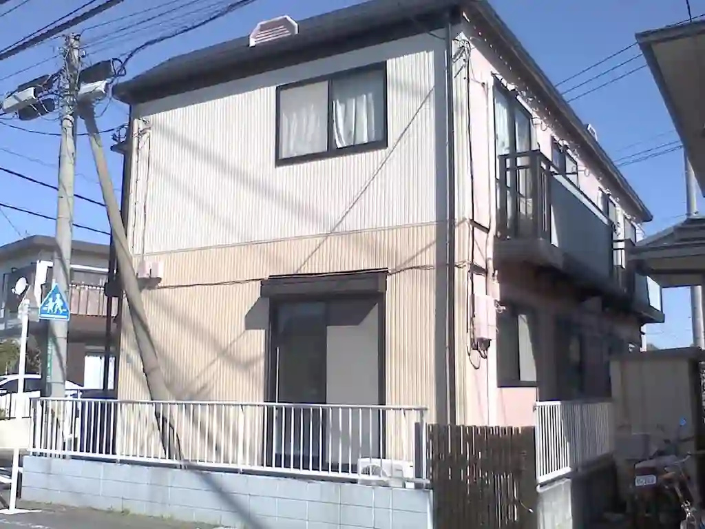 サザビー 外観
