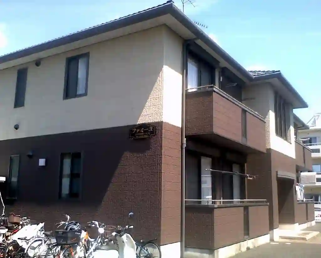 ファミーユ 外観