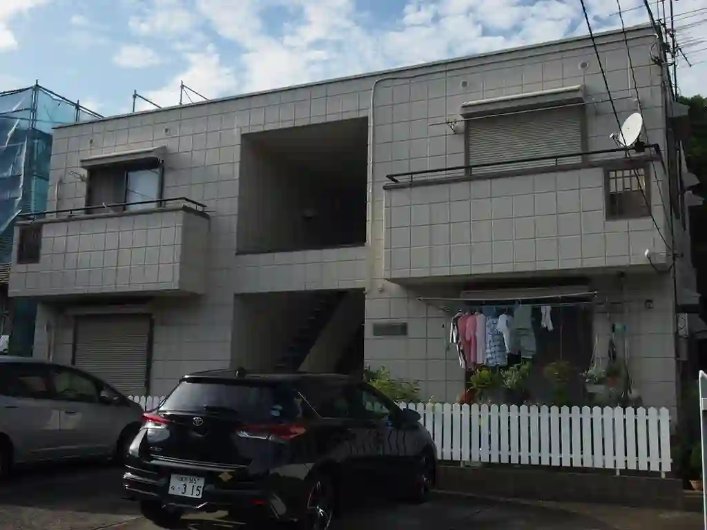 フラット磯子 外観