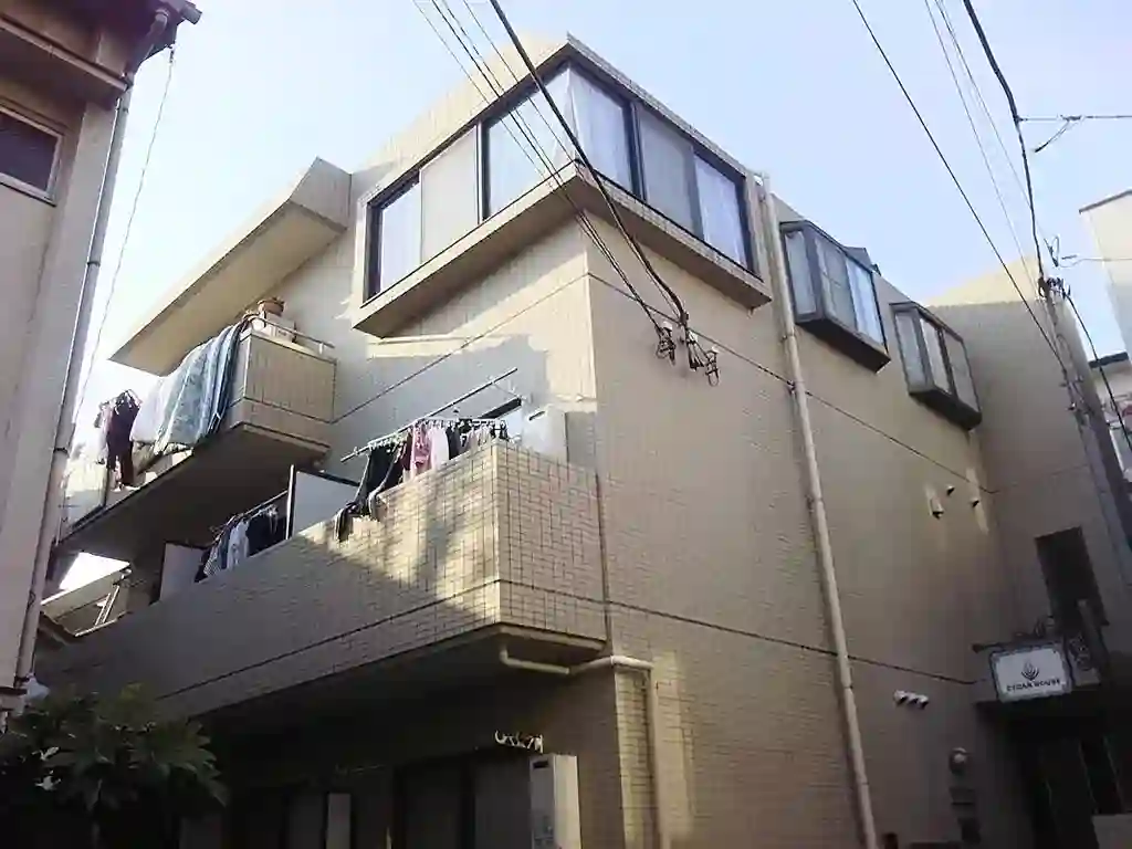 シーダーハウス 外観