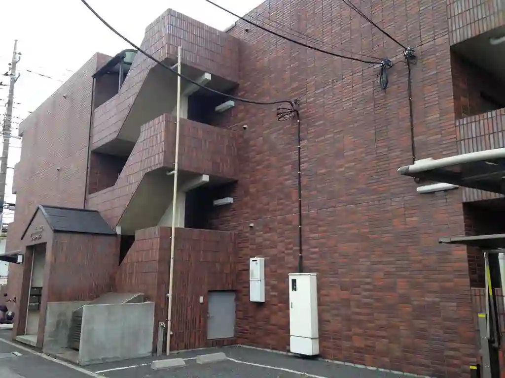 ガーデンリラ 外観