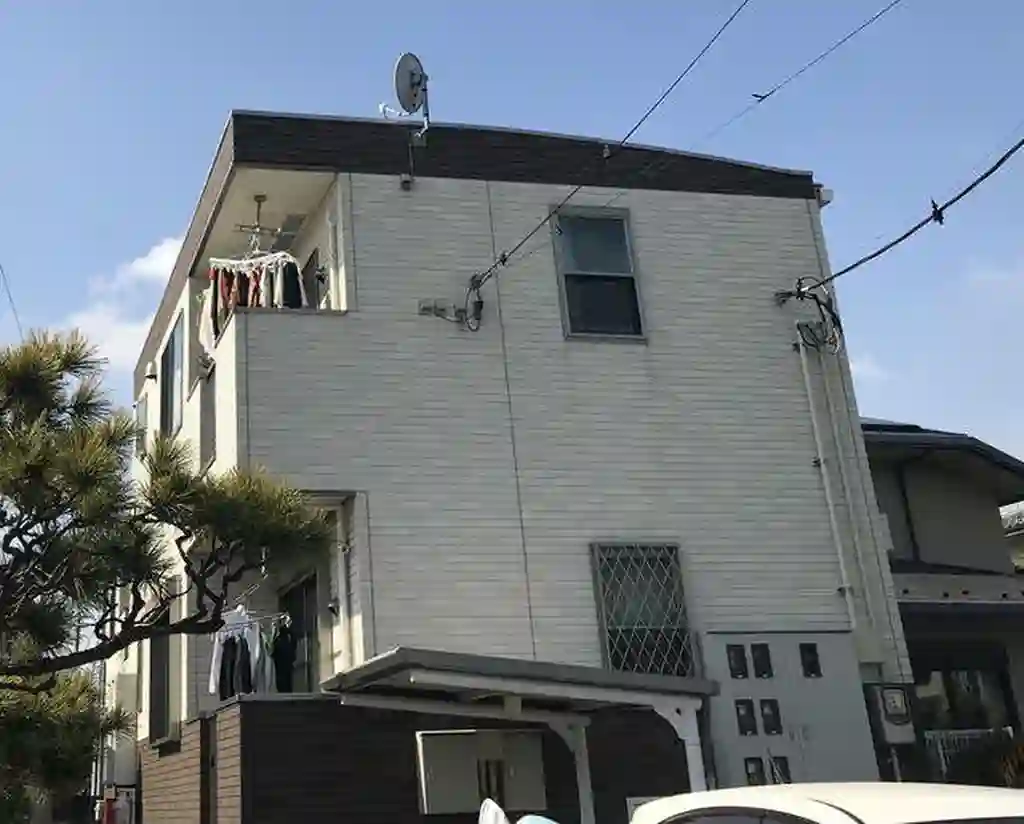 パインコート 外観