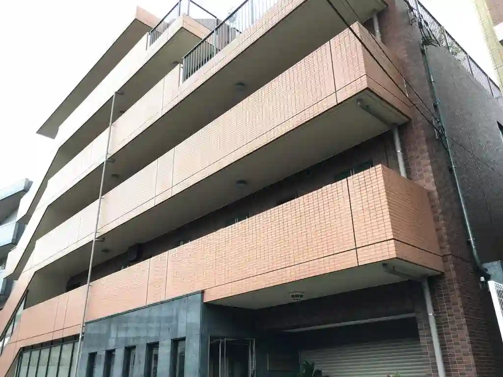 センターフィールド 外観