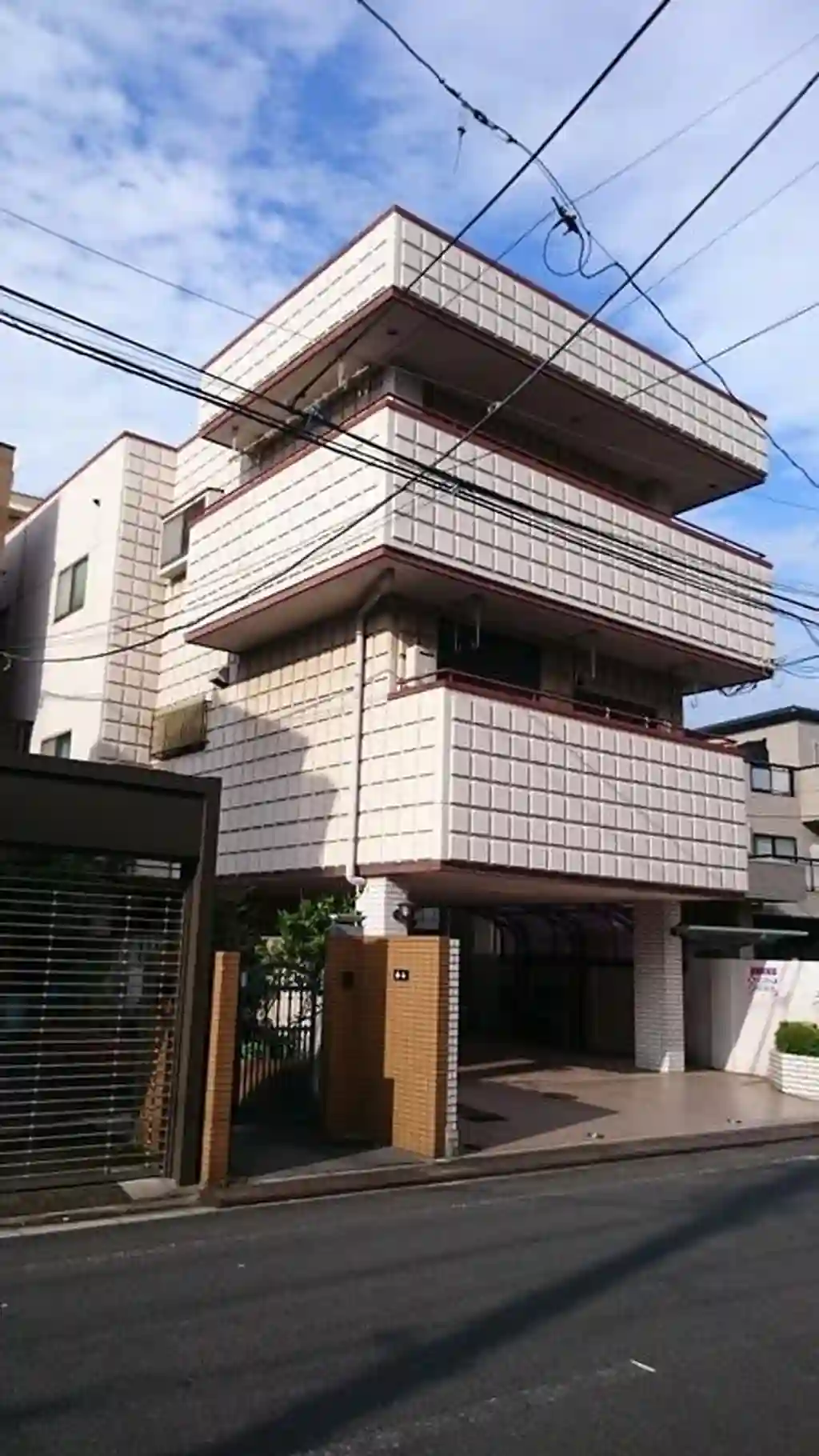 パークシャトー西青木 外観