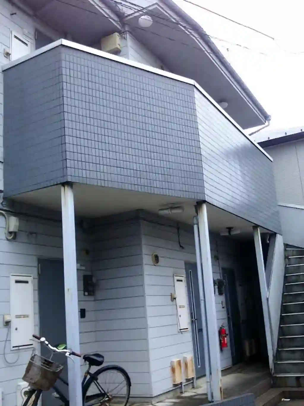 ベルローズ三鷹 外観
