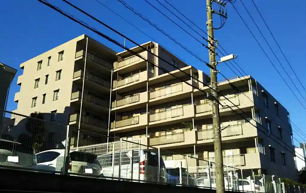クィーンシティ稲城 外観