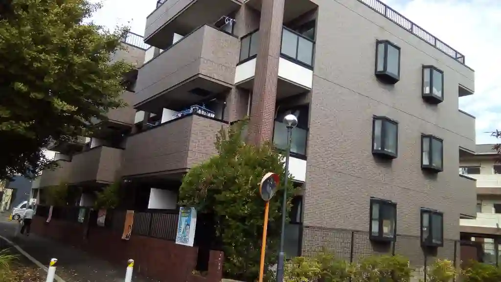 シャトーアオバ 外観