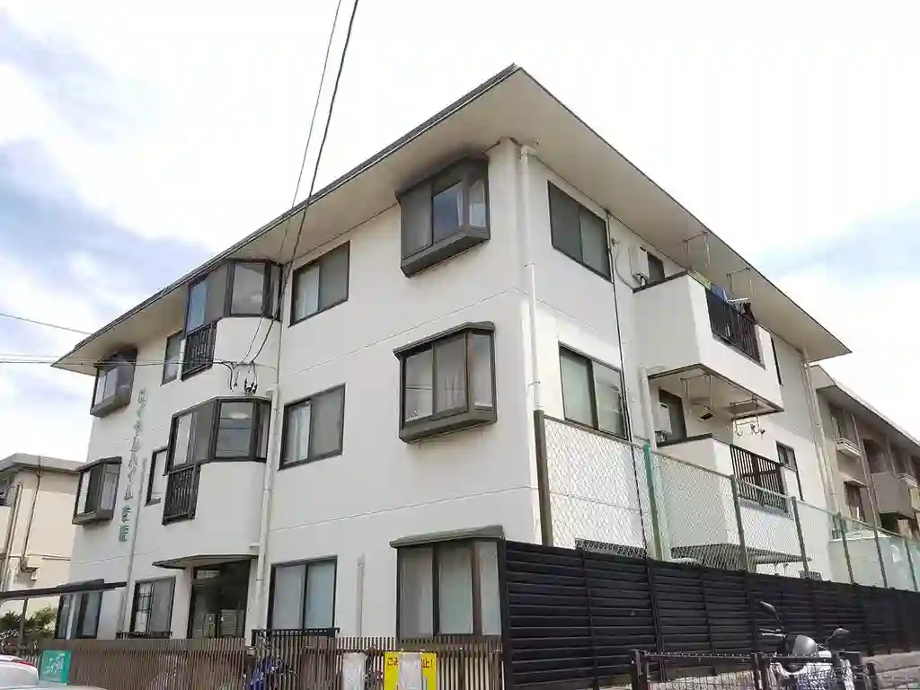 ロイヤルハイム吉橋 外観