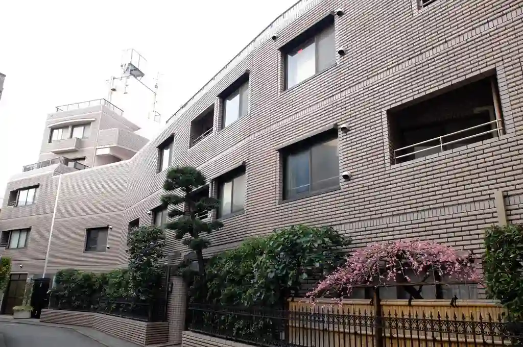 クレスト21 外観