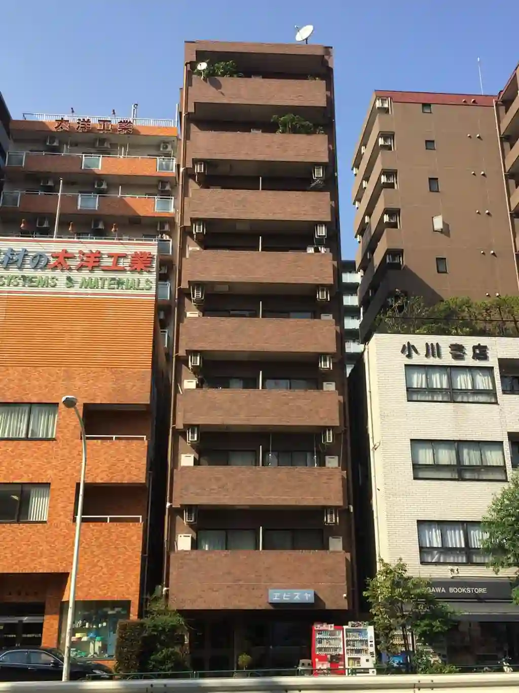 チャコール南麻布 外観
