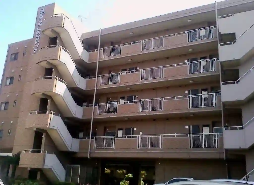 T.CRESTBLDG2 外観