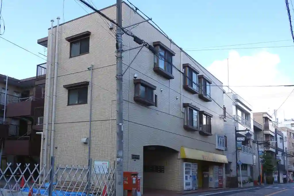 ウッディモアル 外観