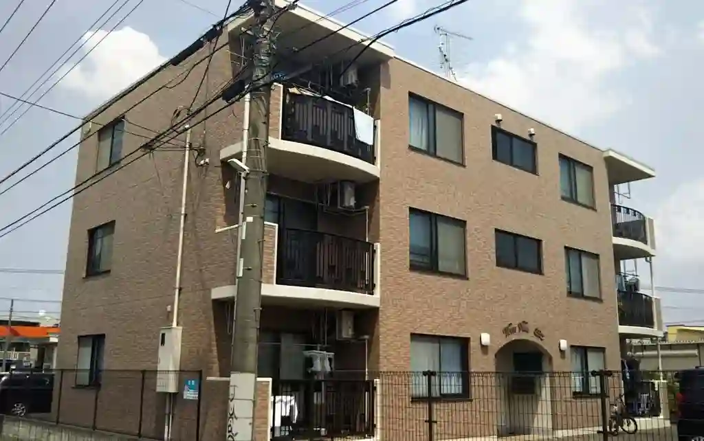 スリーフラット235 外観