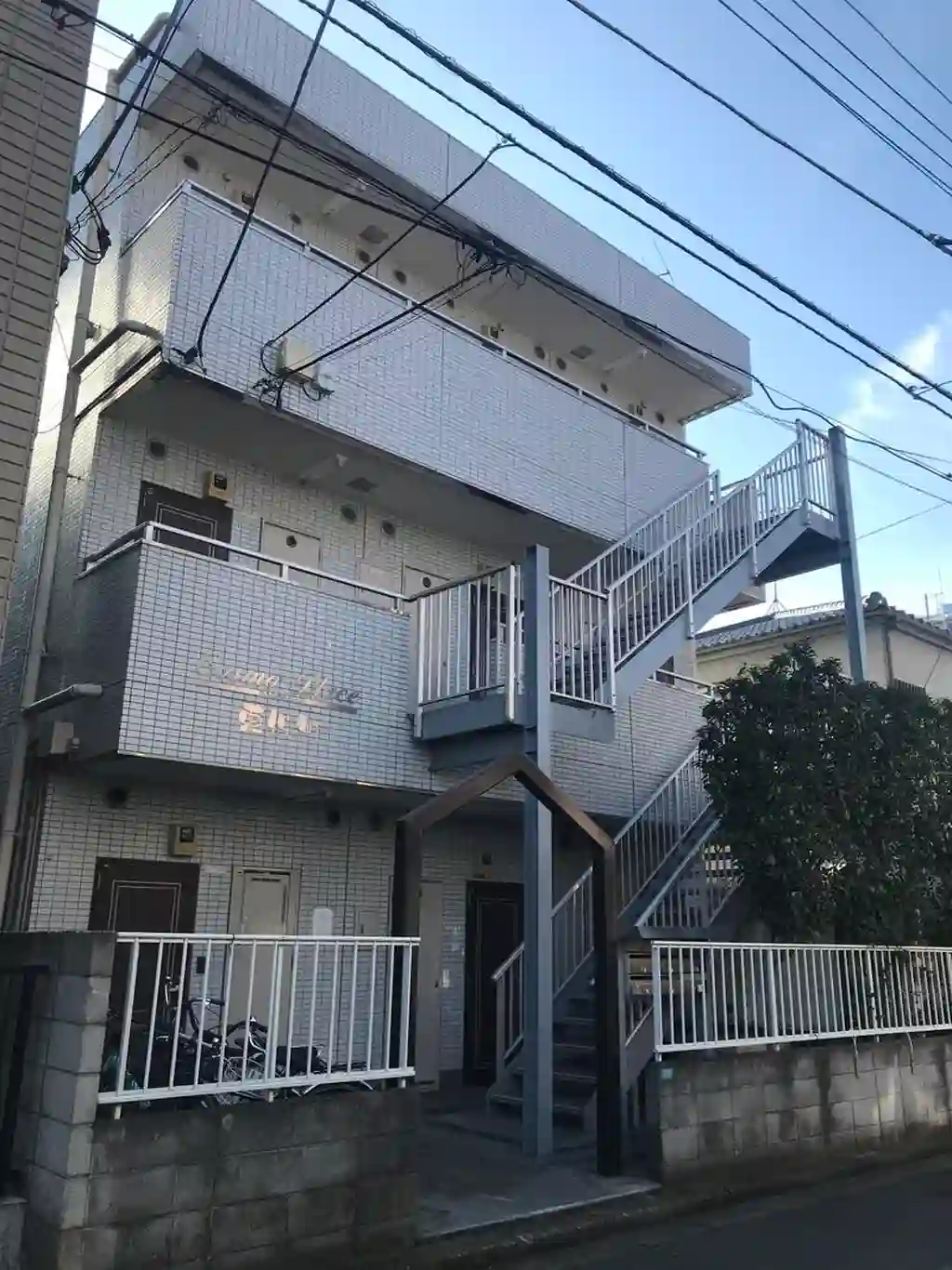 コスモプレイス東仲町 外観