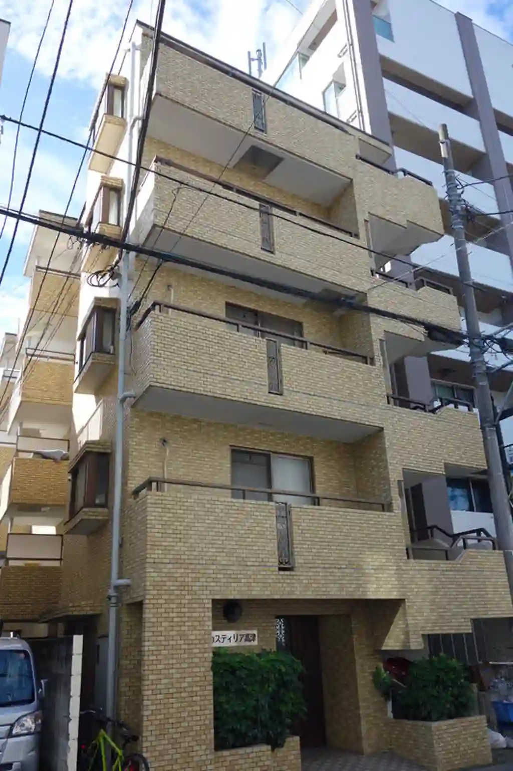 カステイリア高津 外観