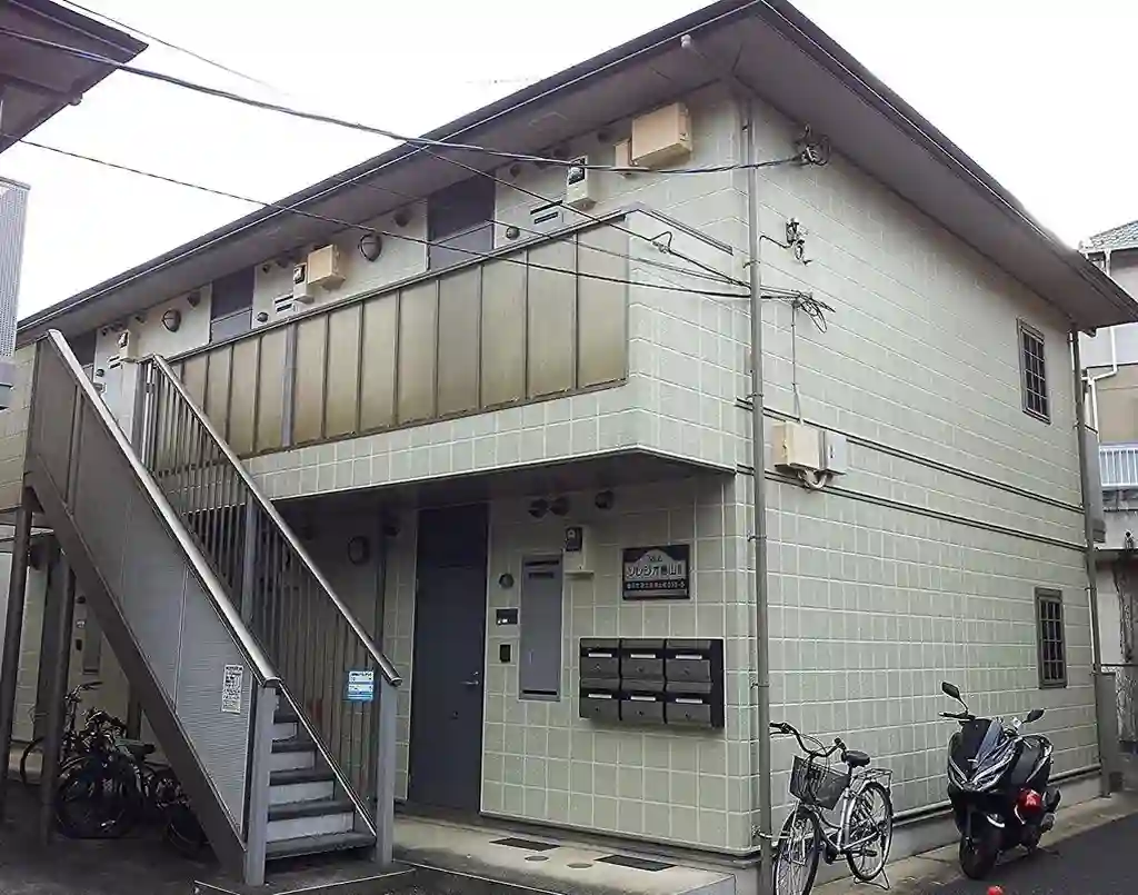 ソレジオ鳥山2 外観