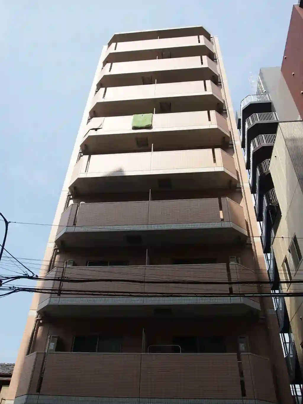 ルジェンテ・バリュ横浜反町 外観