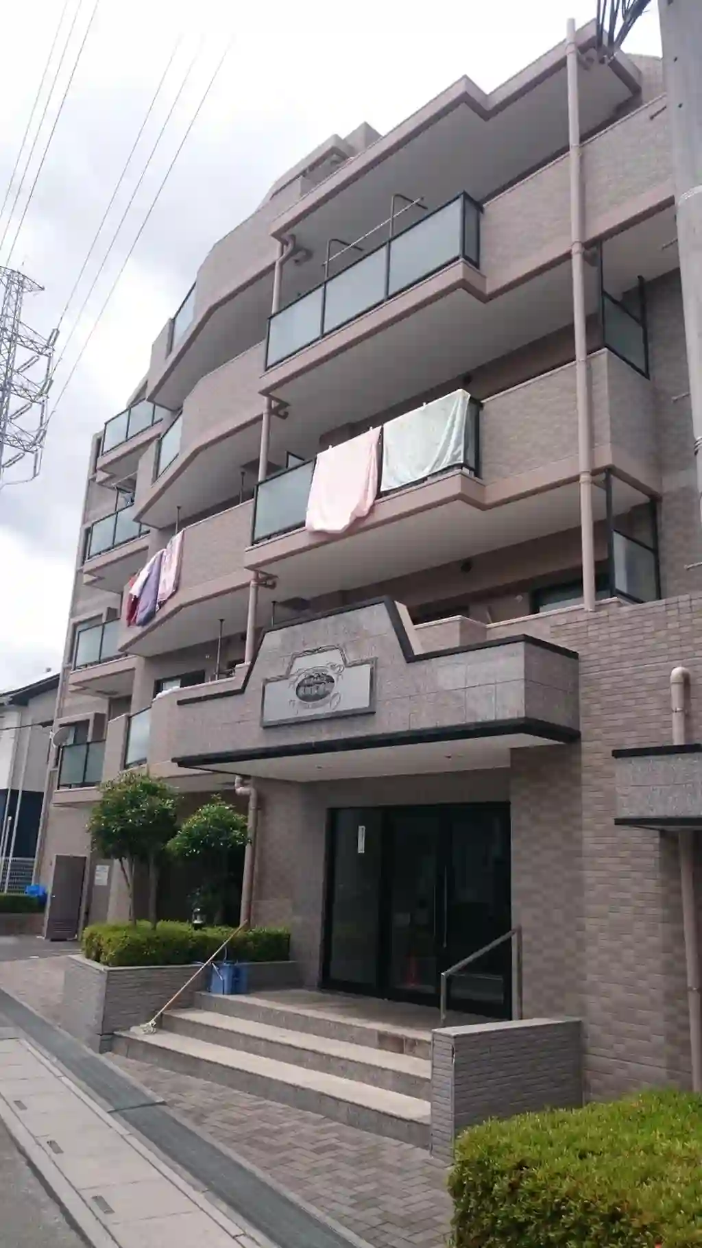 ベルドゥムール草加弐番館 外観