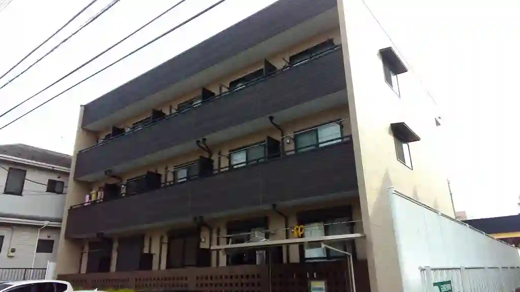 グラヴィス 外観