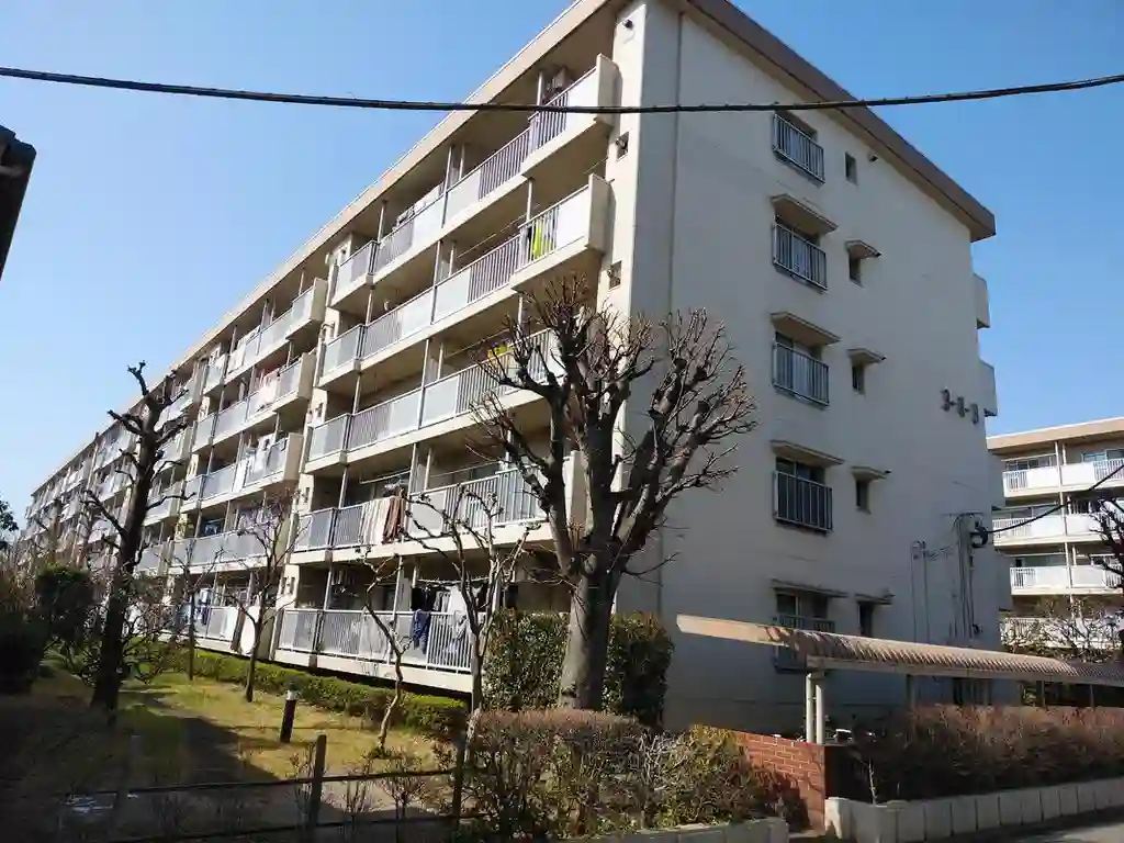 公団三郷早稲田団地 外観
