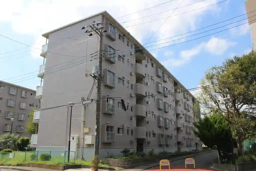 下瀬谷団地1号棟 外観