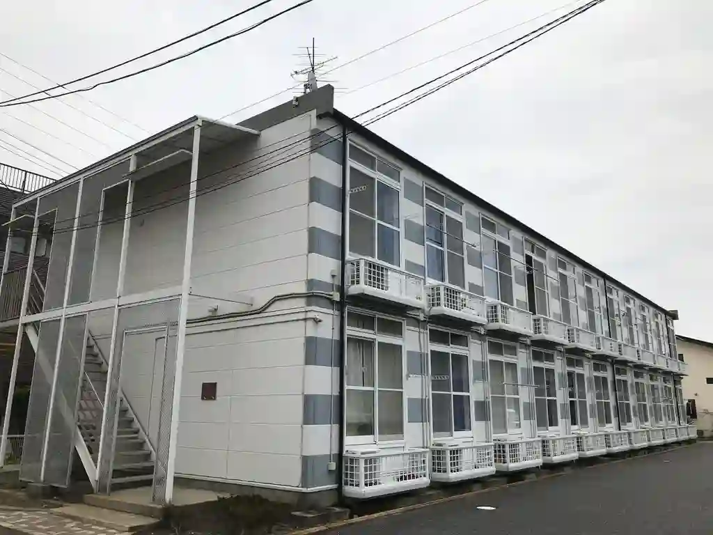 レオパレスマルヤフラット2 外観
