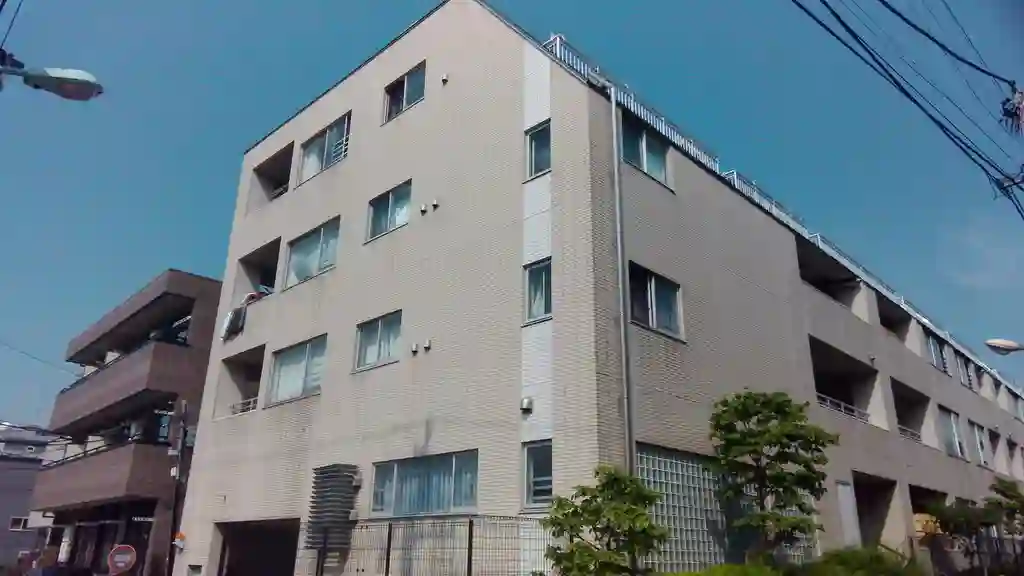 アパートメンツ西原 外観