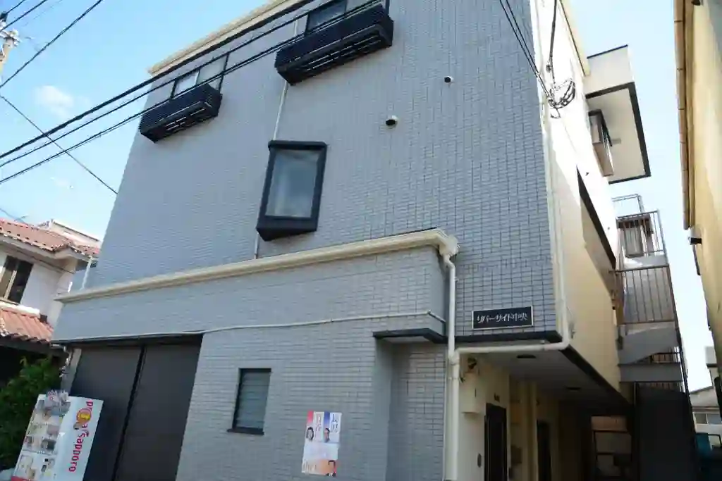 リバーサイド中央 外観
