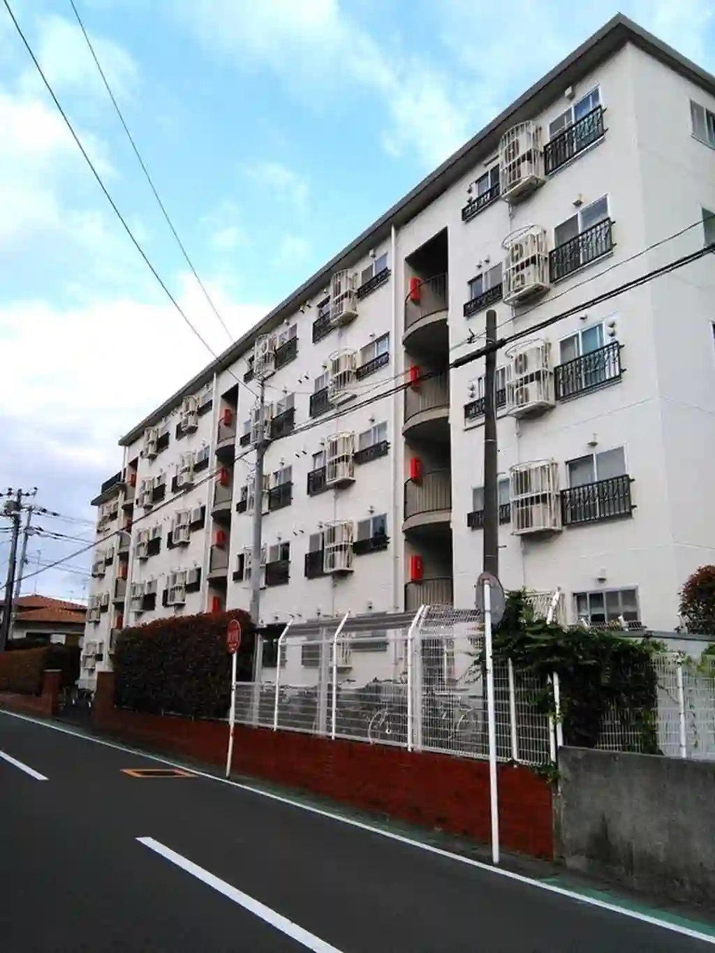 南林間セントラルマンション2号棟 外観