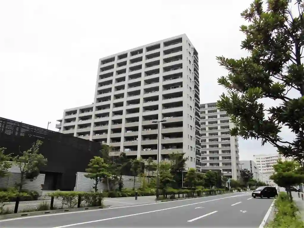 プレジデントステージ辻堂 湘南C-X 外観