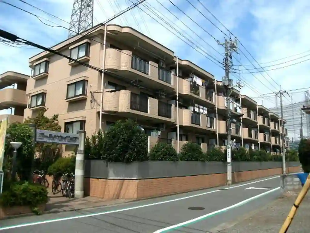 ワールドウィング 外観