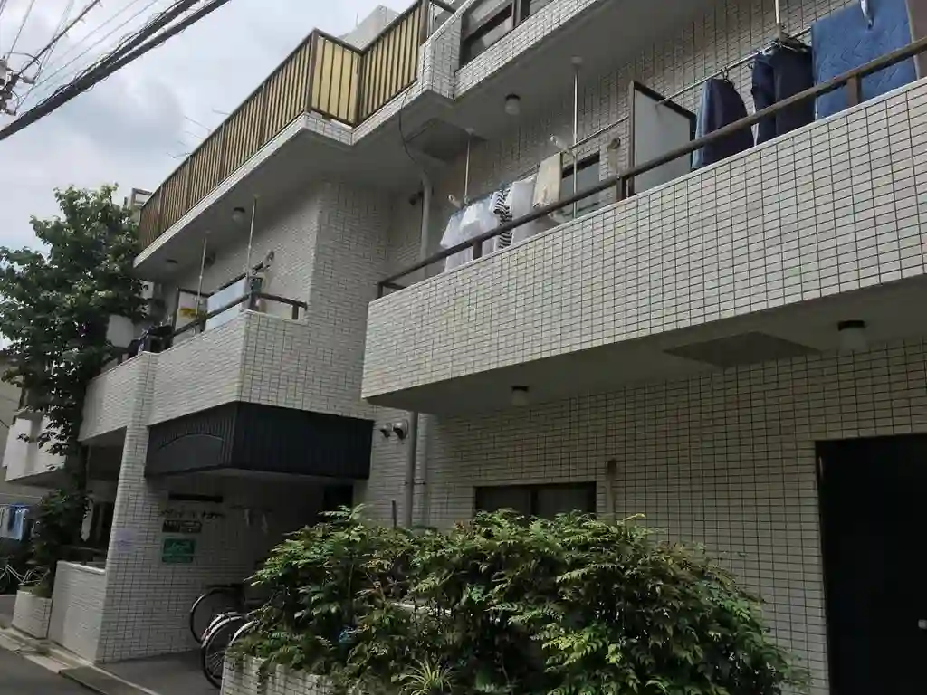 メゾンドールナガヤマ 外観