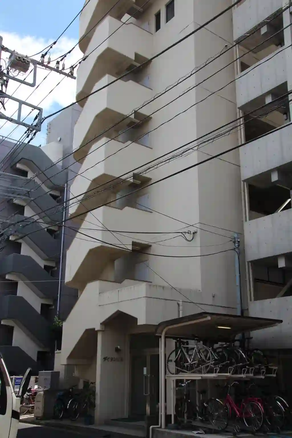 ダイサンビル 外観