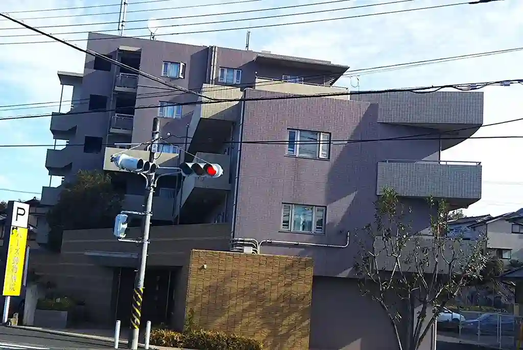 ロンヴェルサン 外観