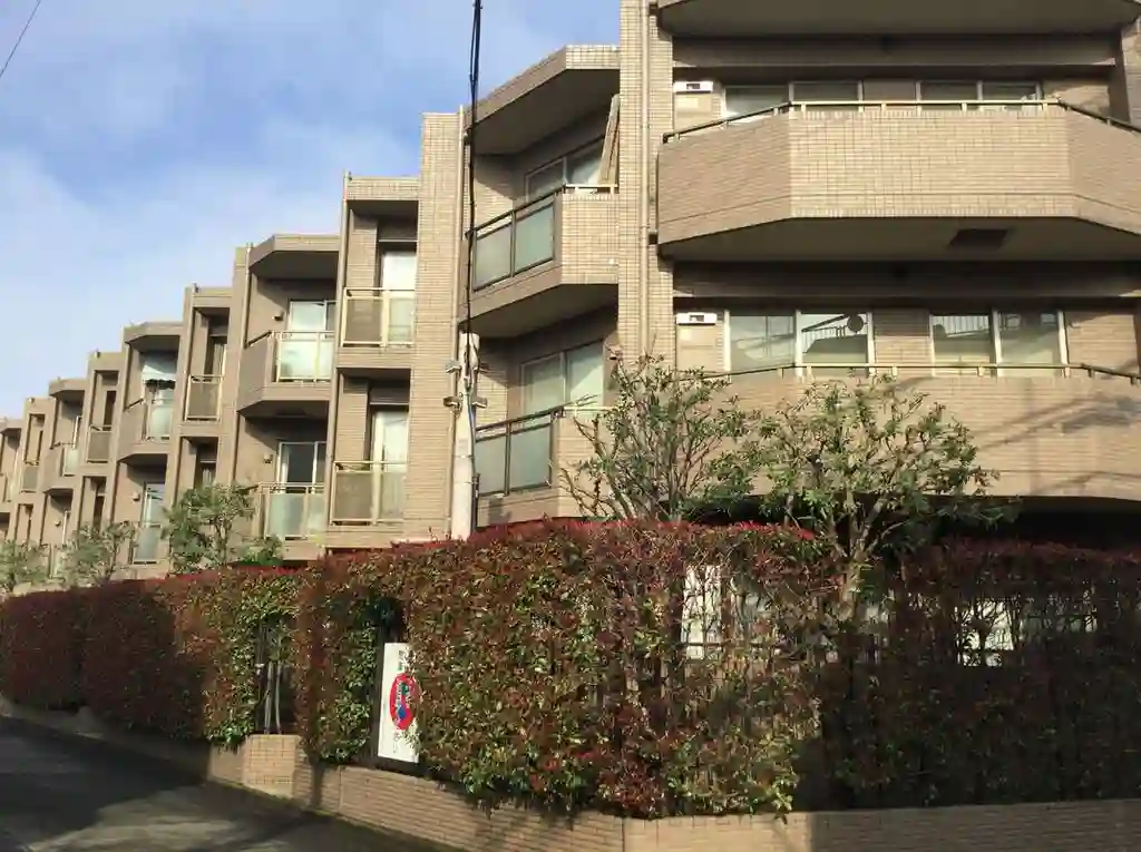グローリオ駒沢大学 外観