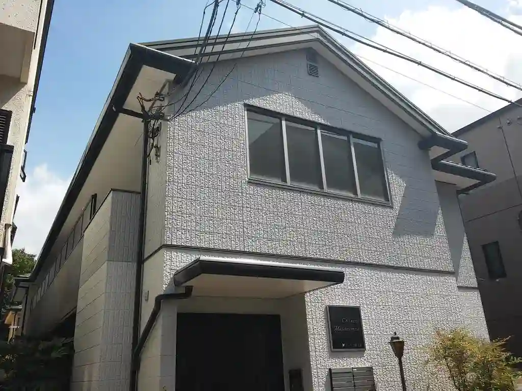 シェソワ明大前 外観