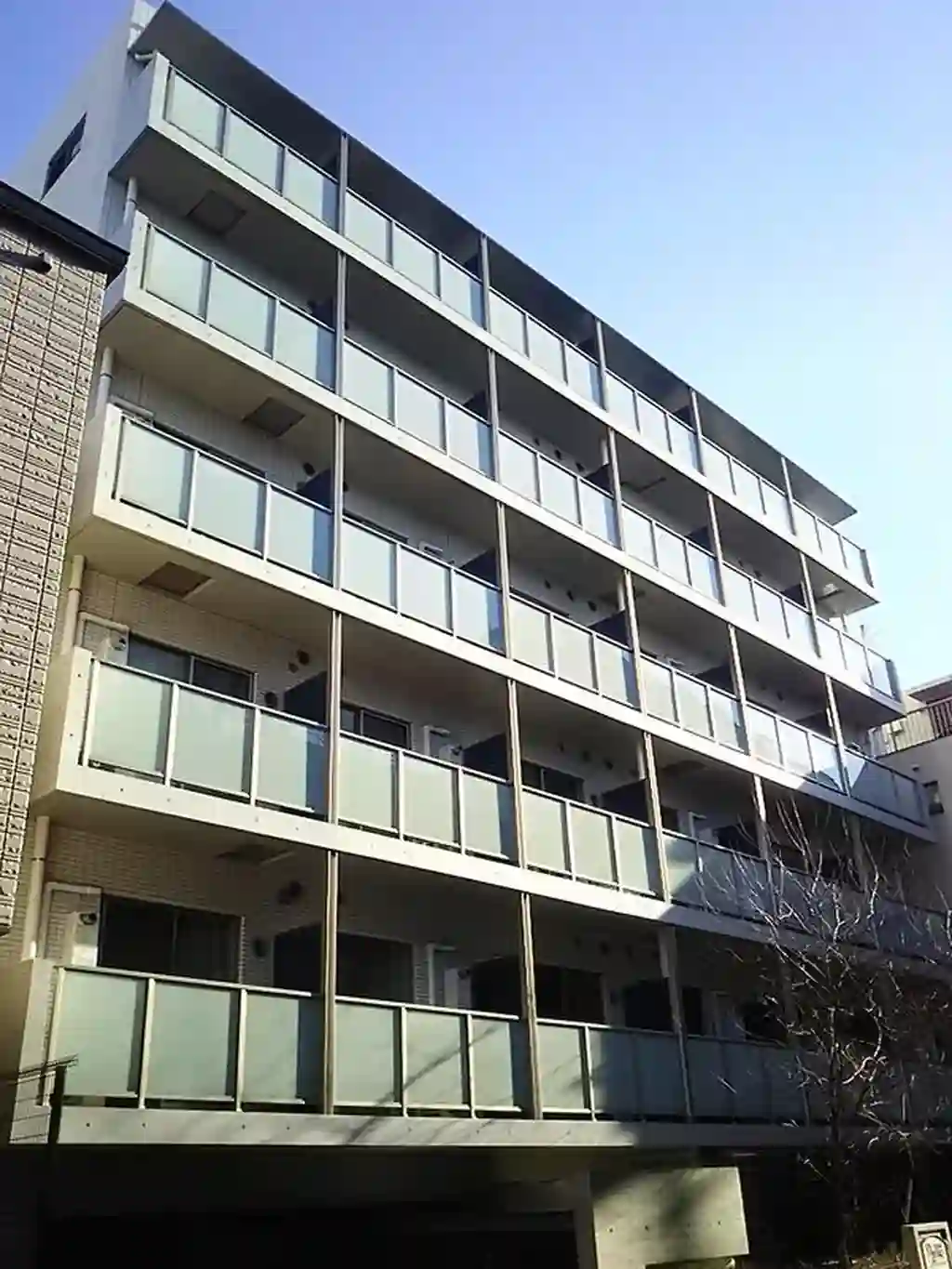 プレール・ドゥーク北新宿IV 外観