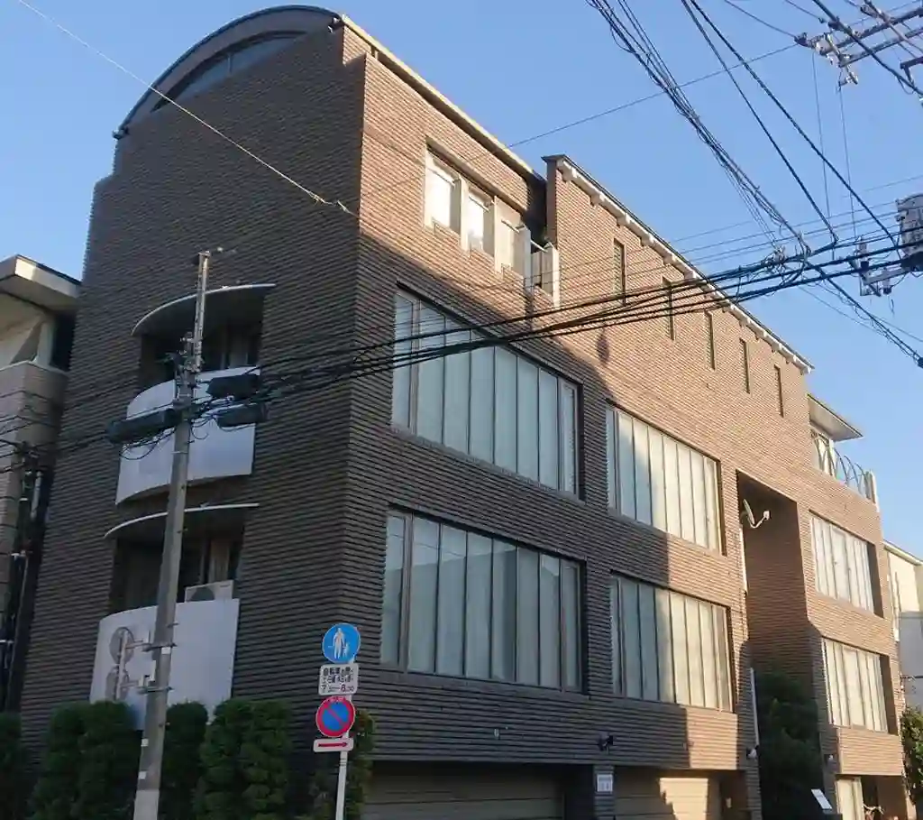 AZUR・NAKAMARU 外観