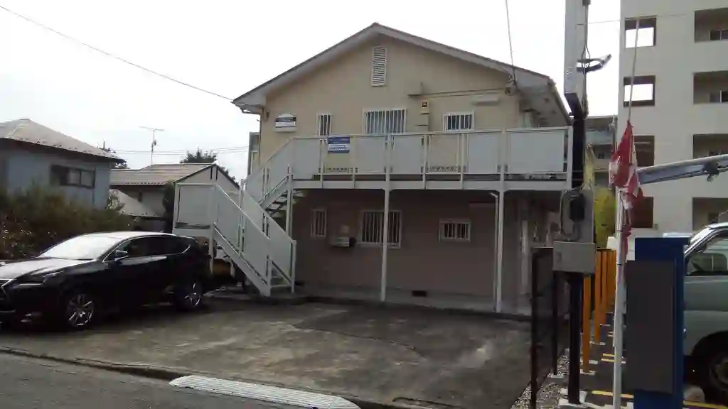 ロジメント青葉台 外観
