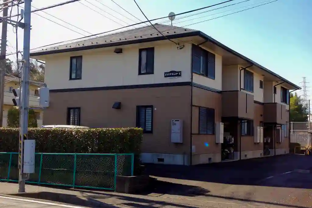 エミグランド1 外観