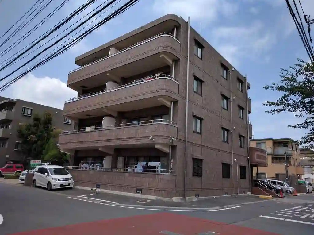 東川口ガーデンプラザ六番館 外観